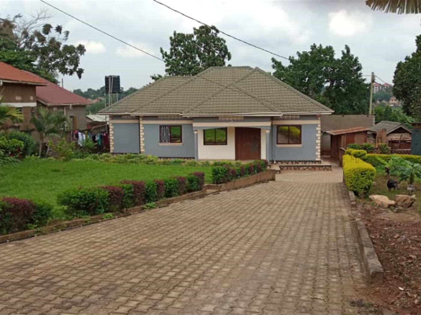 Bungalow for sale in Lugujja Kampala