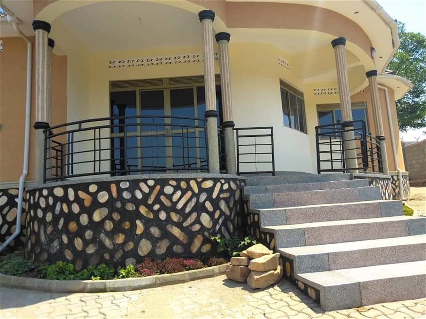 Bungalow for sale in Nsasa Wakiso