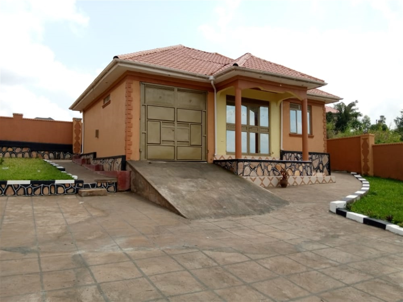 Bungalow for sale in Sekwa Wakiso