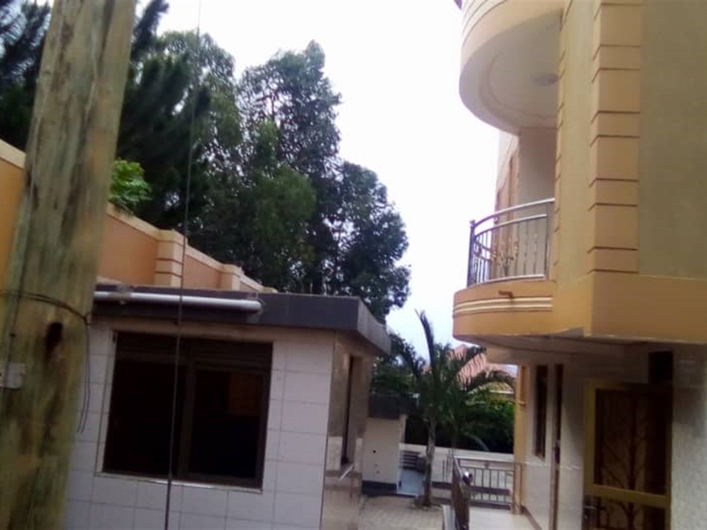 Storeyed house for sale in Lweza Mukono