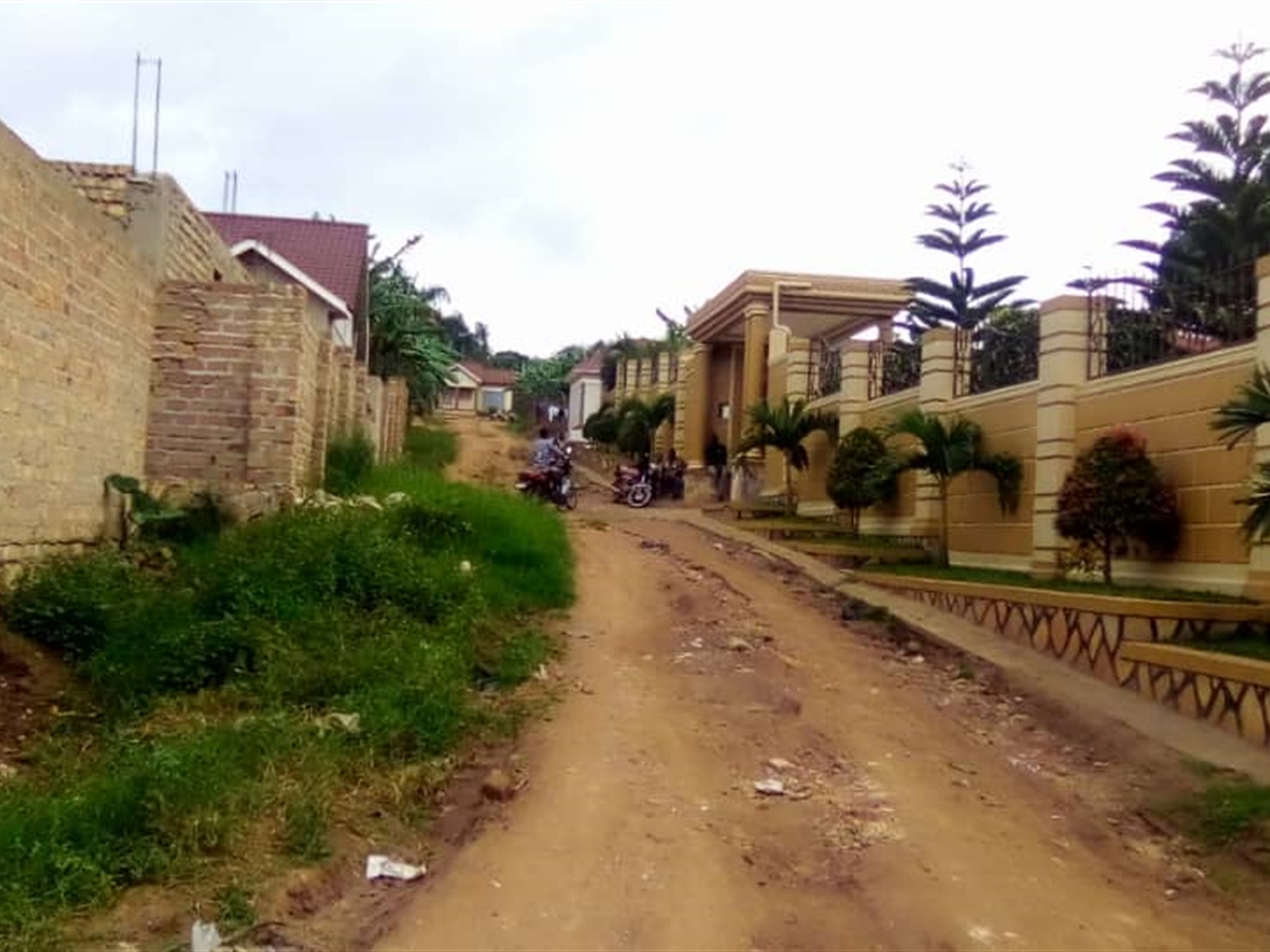 Storeyed house for sale in Lweza Mukono
