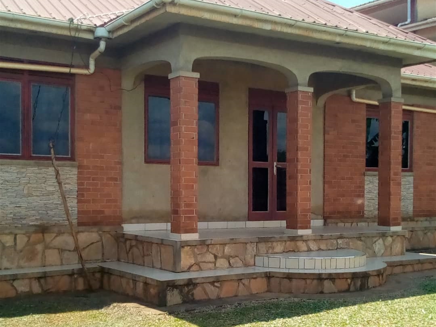 Bungalow for sale in Seguku Wakiso