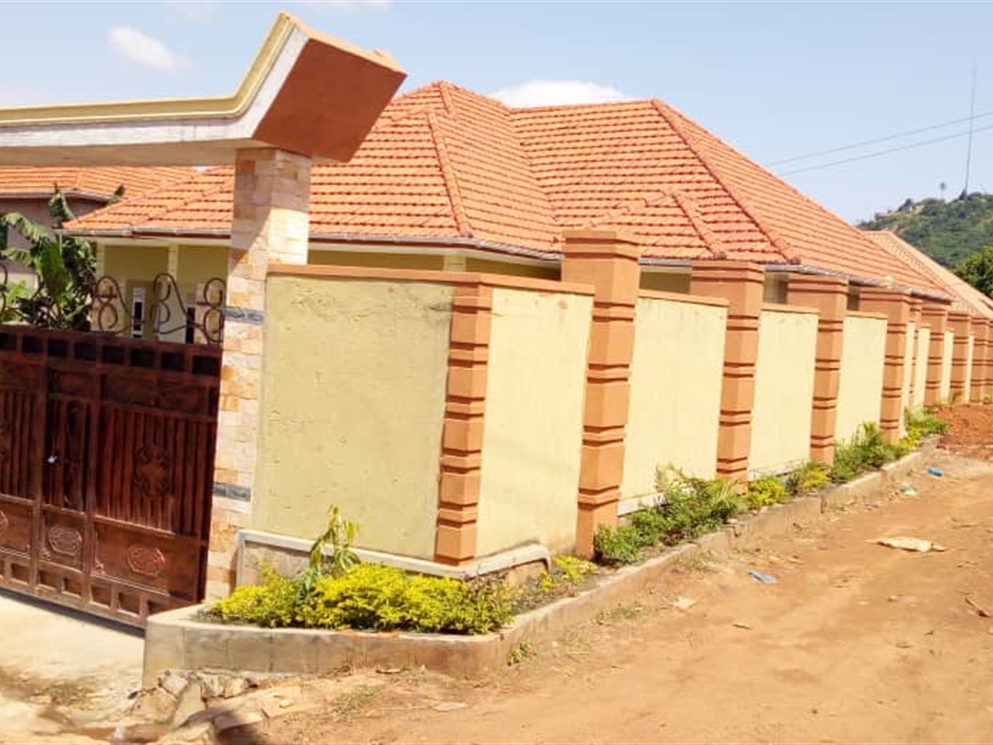 Bungalow for sale in Munyonyo Kampala