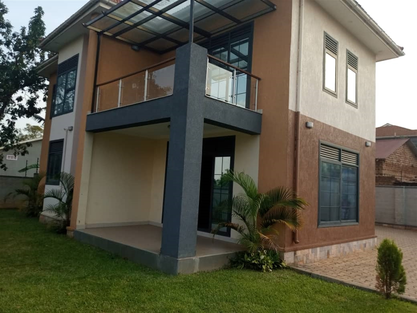 Storeyed house for sale in Ntinda Kampala