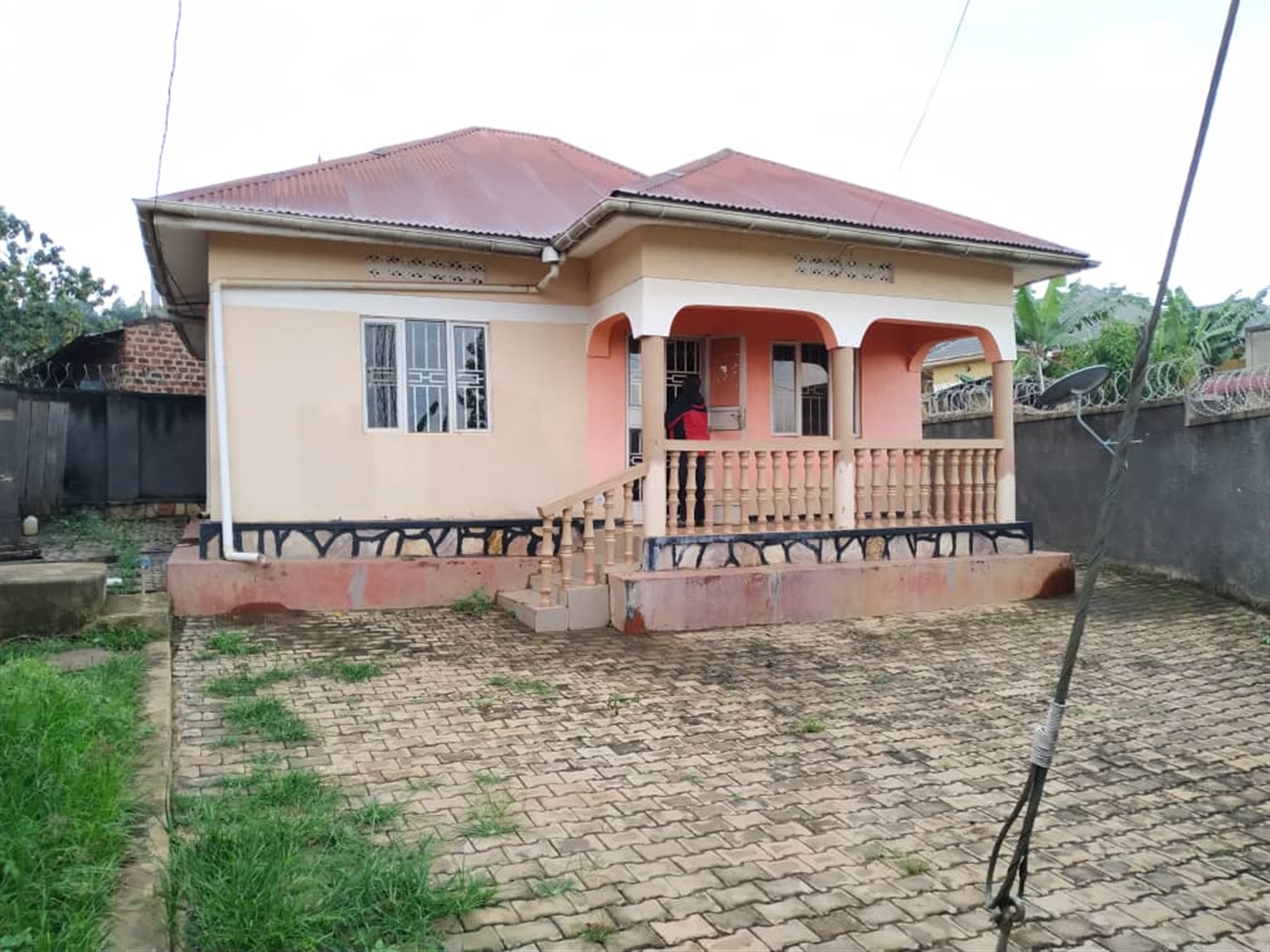 Storeyed house for sale in Sonde Wakiso