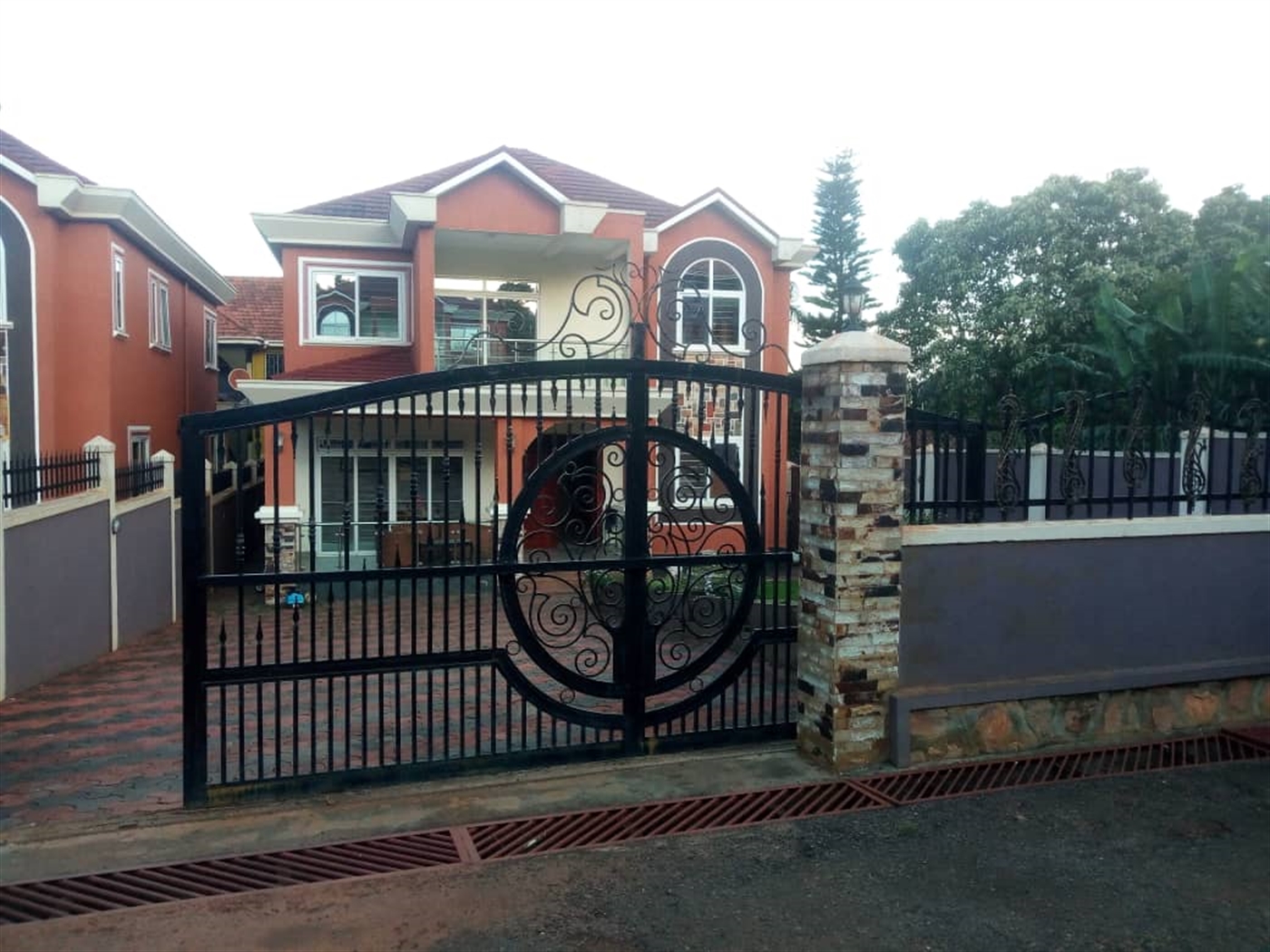 Town House for sale in Nsambya Kampala