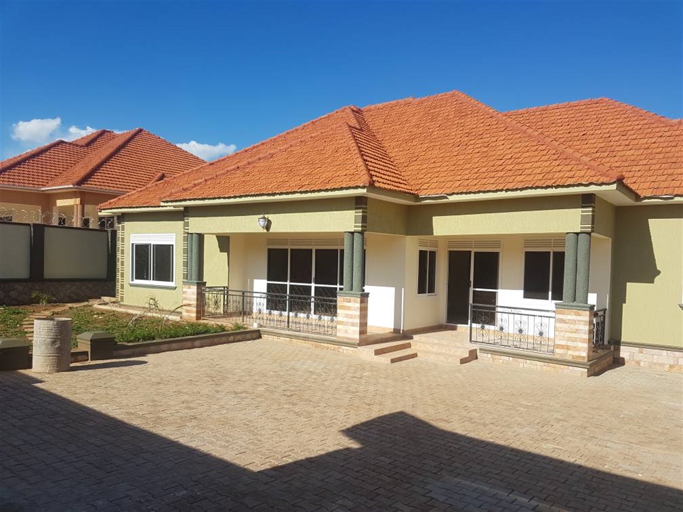 Bungalow for rent in Naguru Kampala