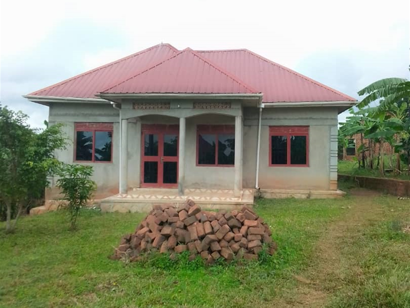 Bungalow for sale in Kalagala Mpigi