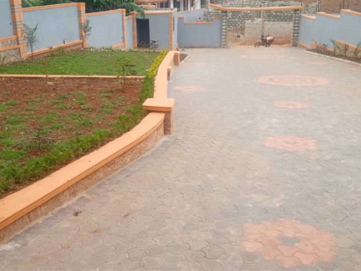 Storeyed house for sale in Kiwaatule Kampala