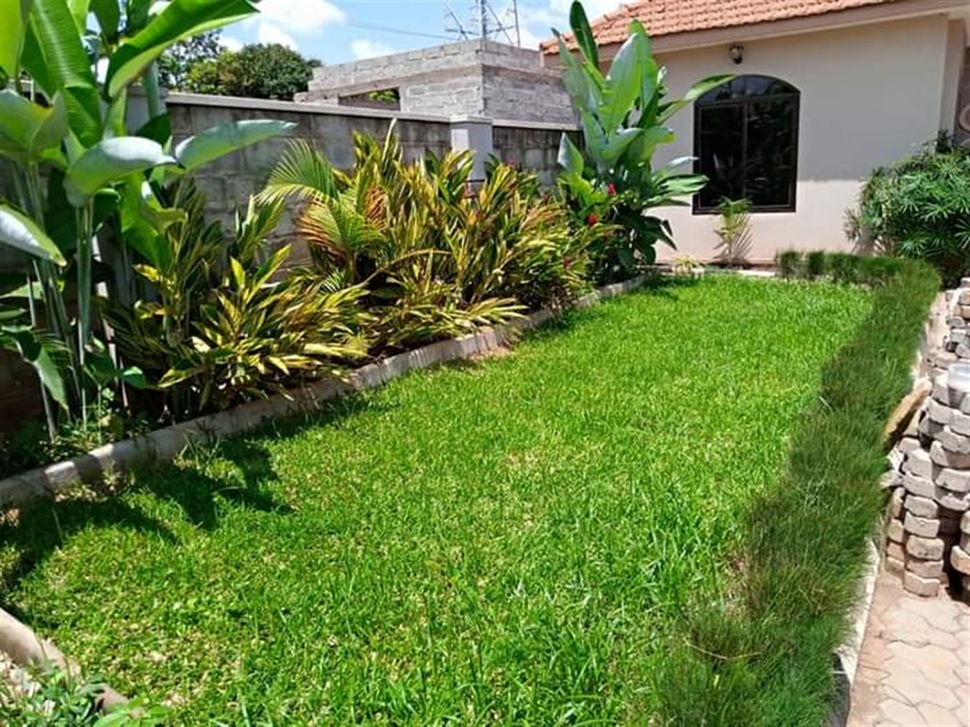 Bungalow for sale in Najjera Kampala