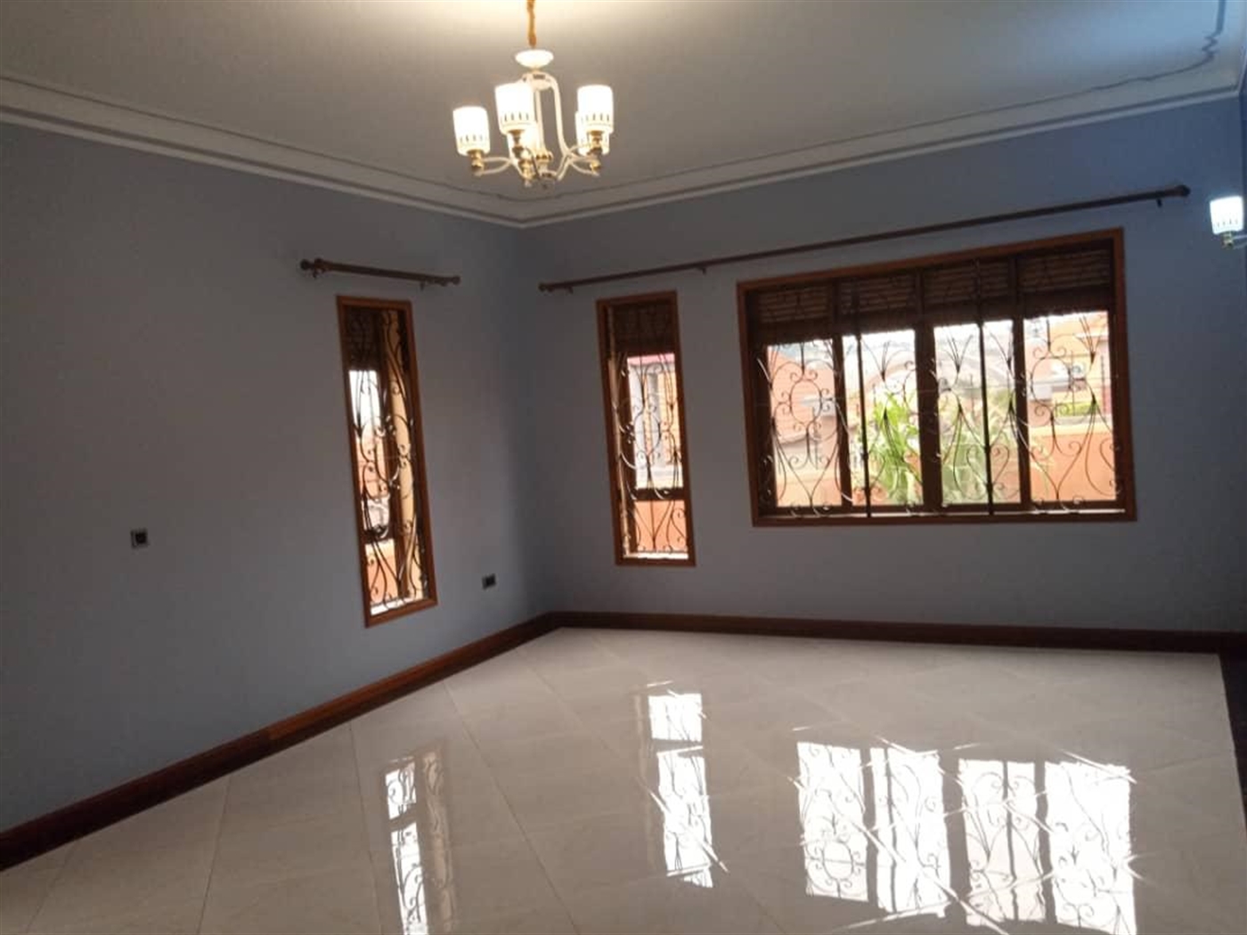 Bungalow for sale in Mutungo Kampala