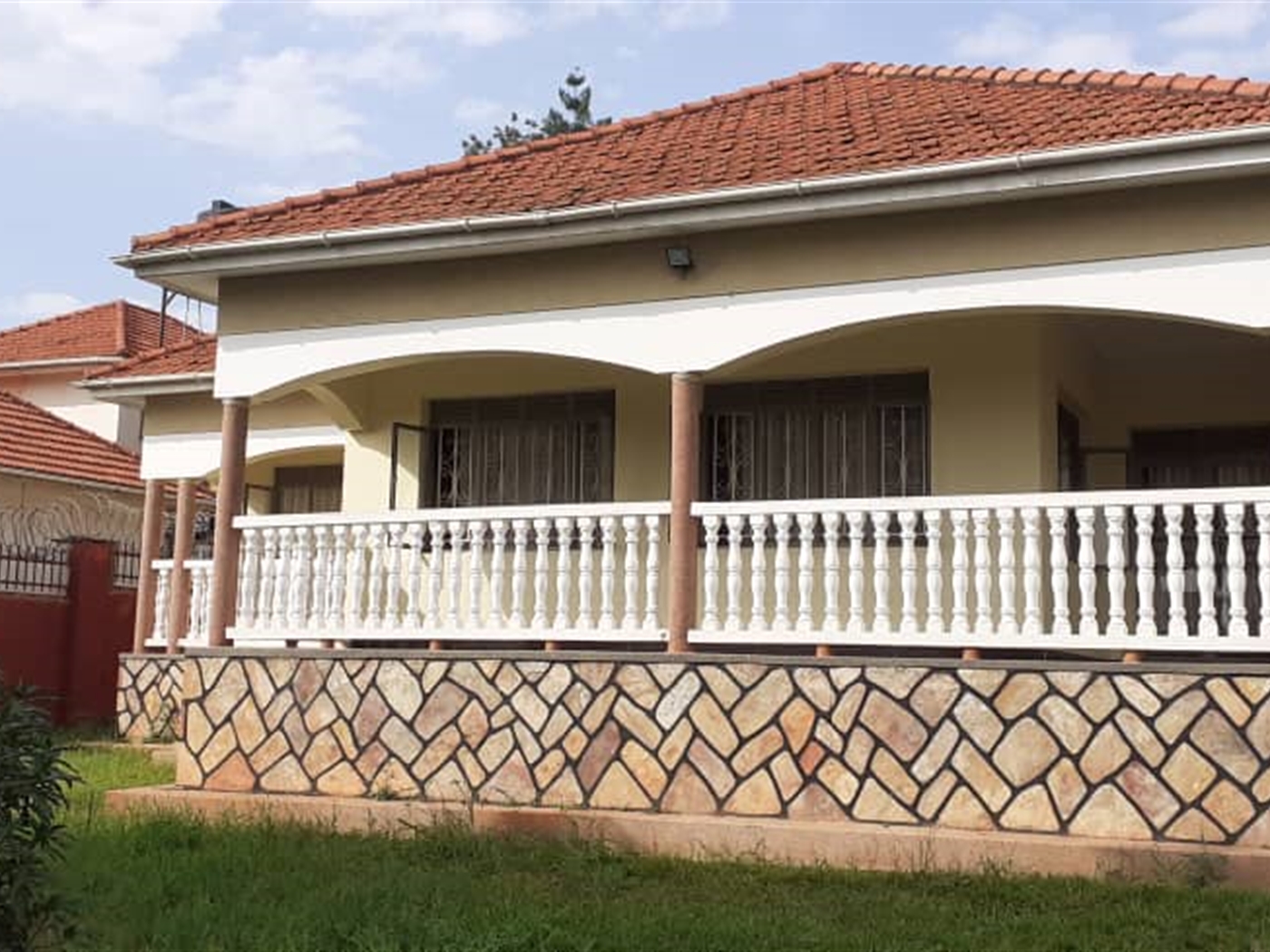 Bungalow for sale in Seguku Wakiso