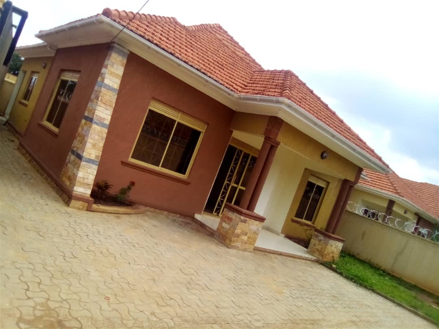 Bungalow for sale in Kira Wakiso