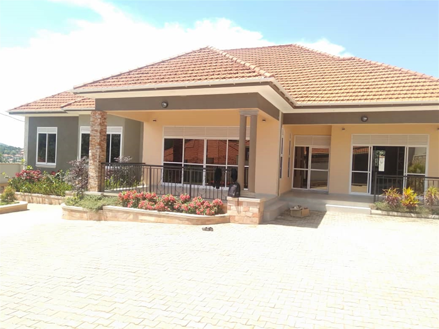 Bungalow for sale in Bwebajja Wakiso