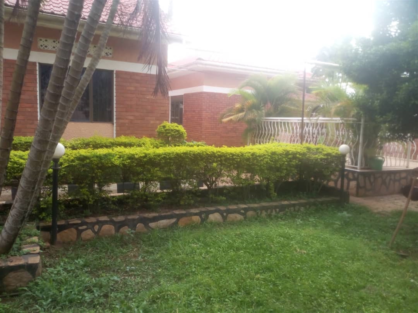 Bungalow for rent in Mukonocenter Mukono