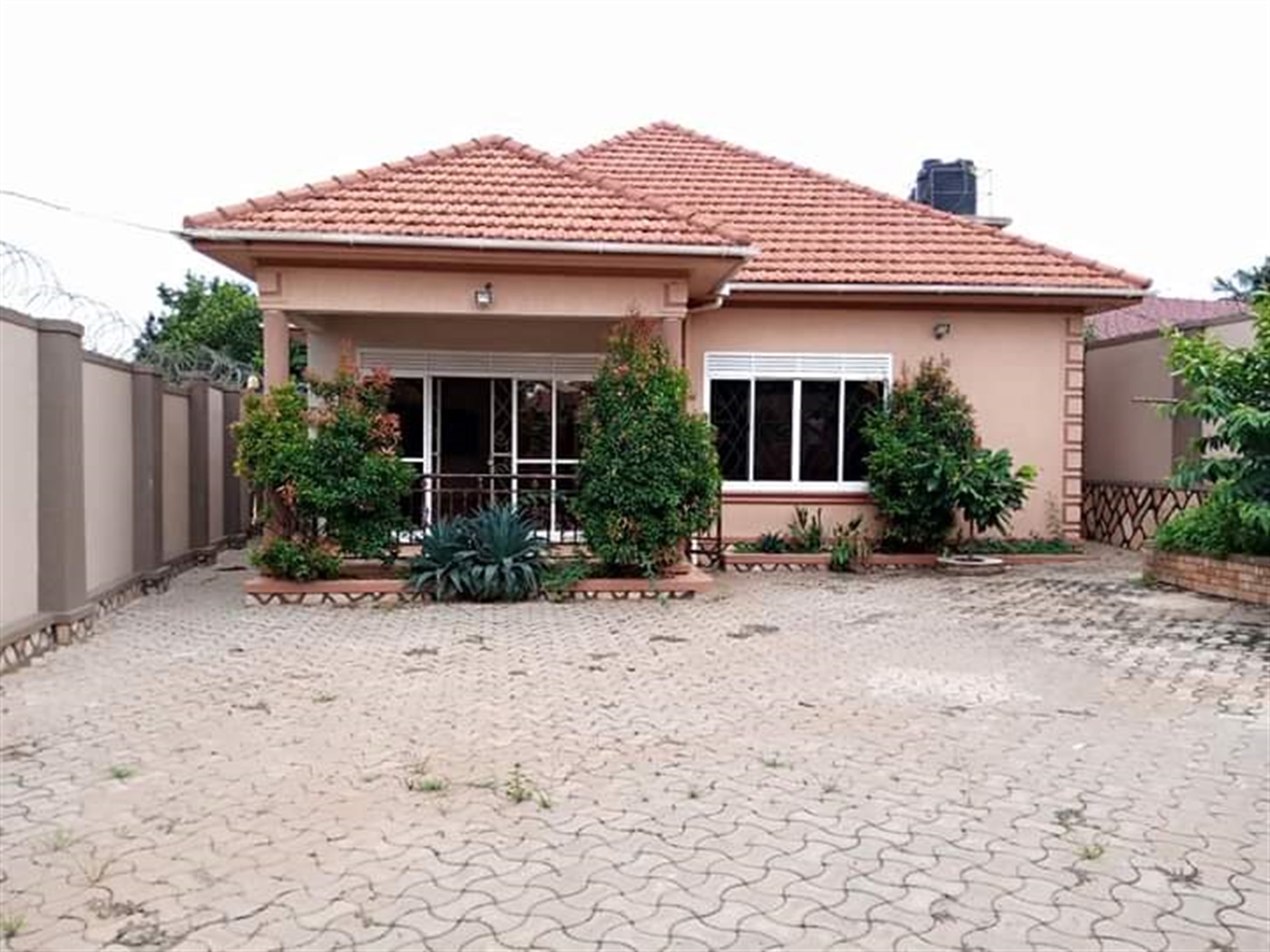 Bungalow for sale in Kisaasi Kampala