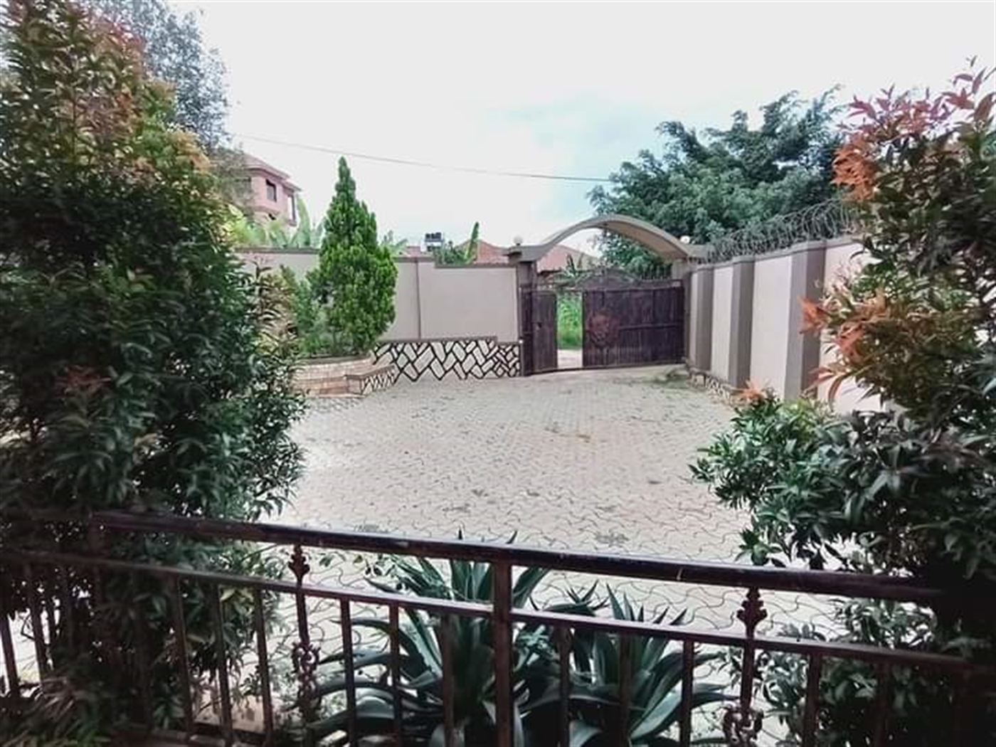 Bungalow for sale in Kisaasi Kampala