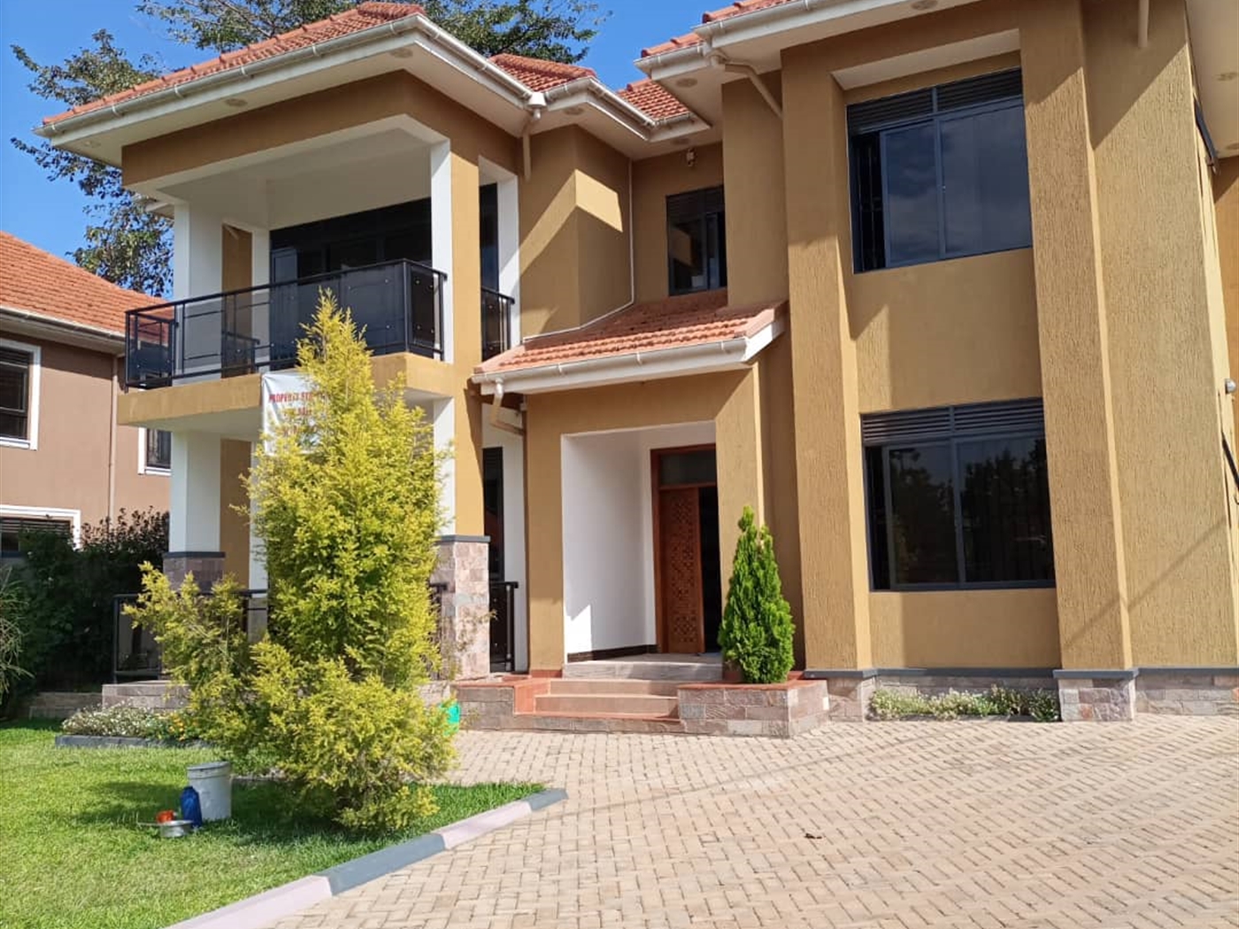 Storeyed house for sale in Bbunga Kampala