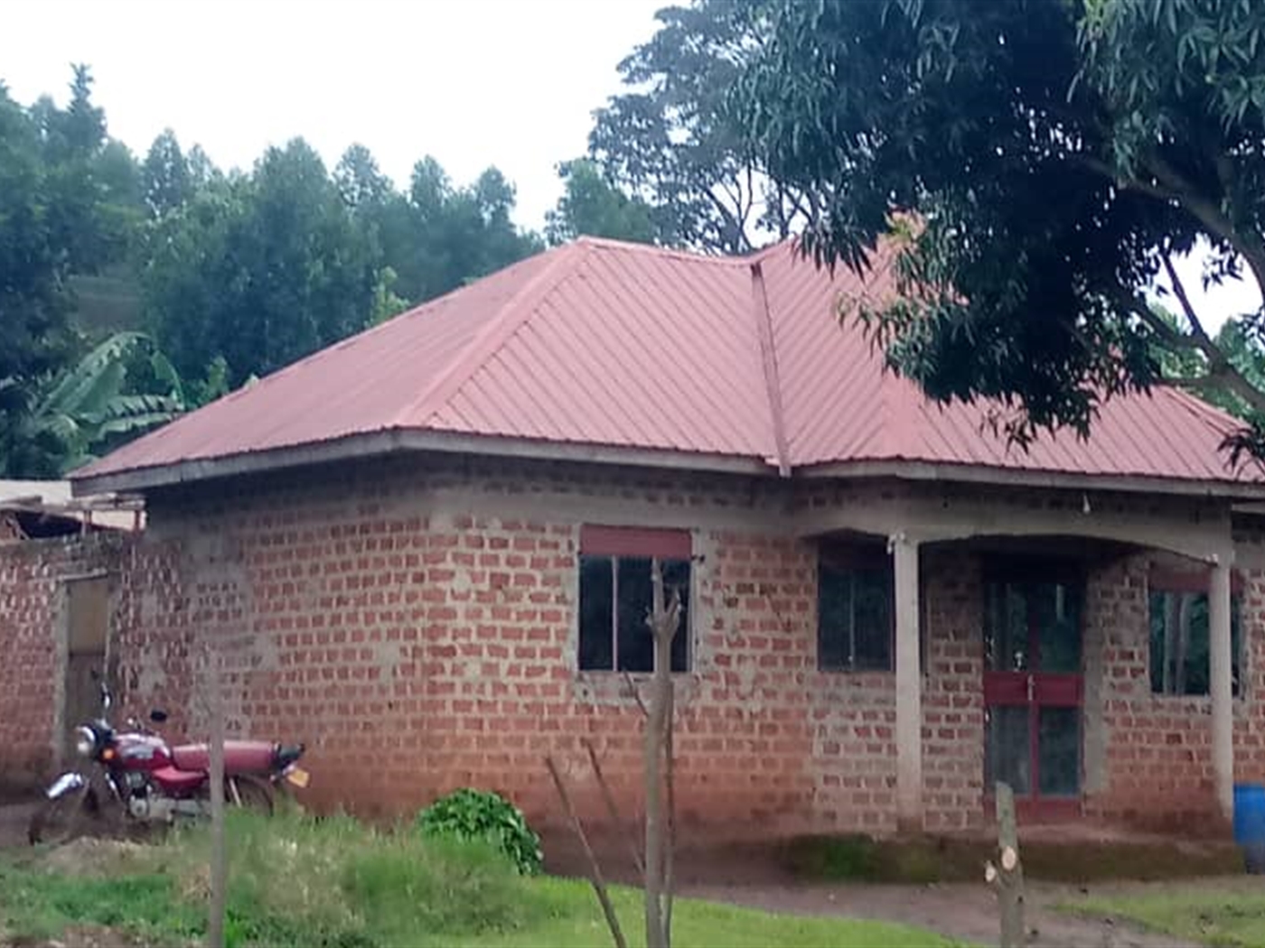 Bungalow for sale in Kiweebwa Wakiso