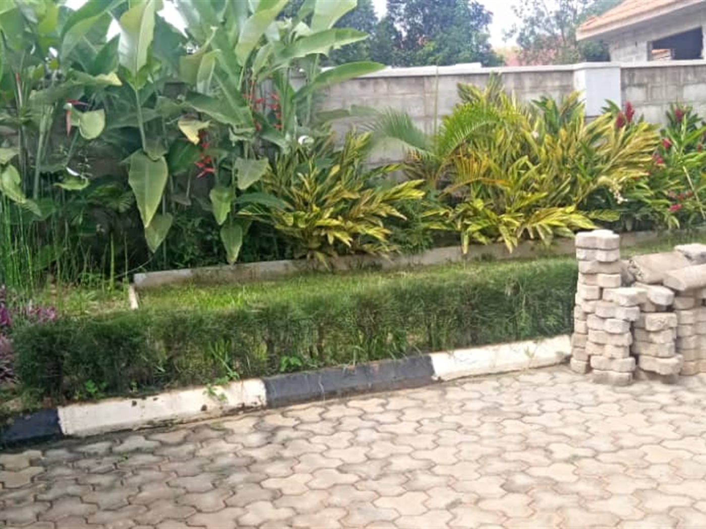 Bungalow for sale in Najjera Kampala