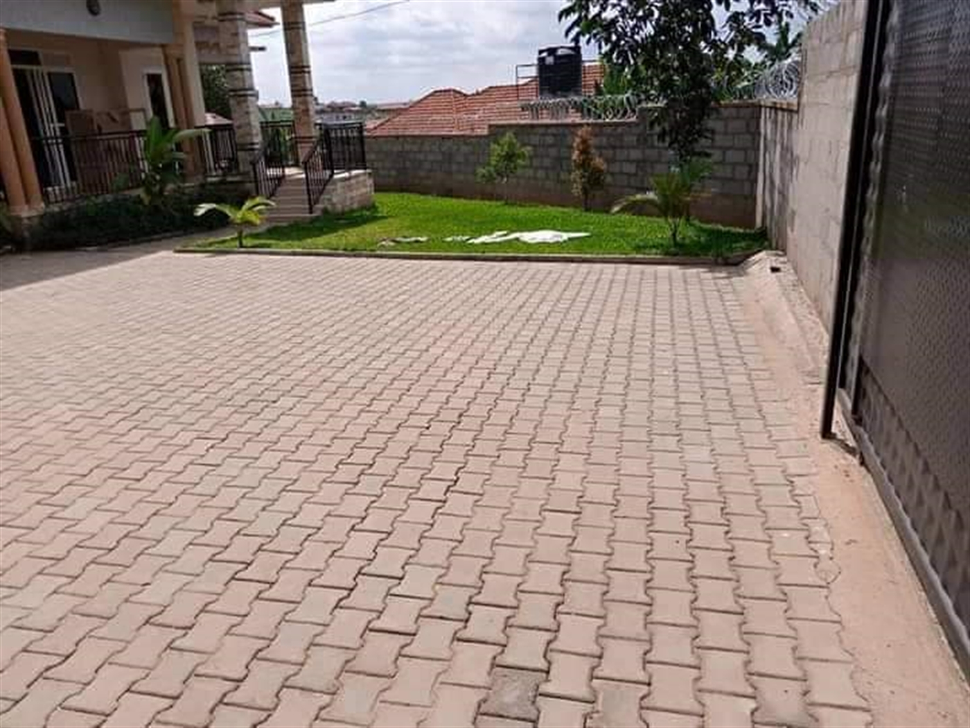 Bungalow for sale in Kira Wakiso