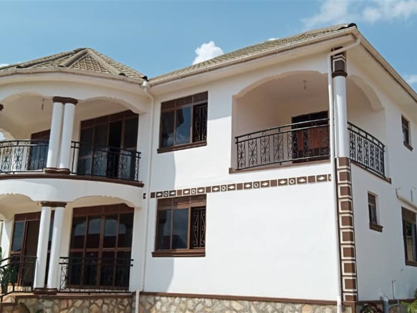 Storeyed house for sale in Gayaza Wakiso