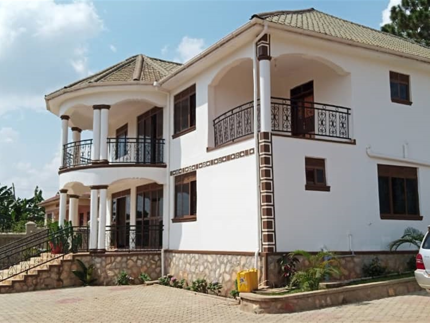 Storeyed house for sale in Gayaza Wakiso