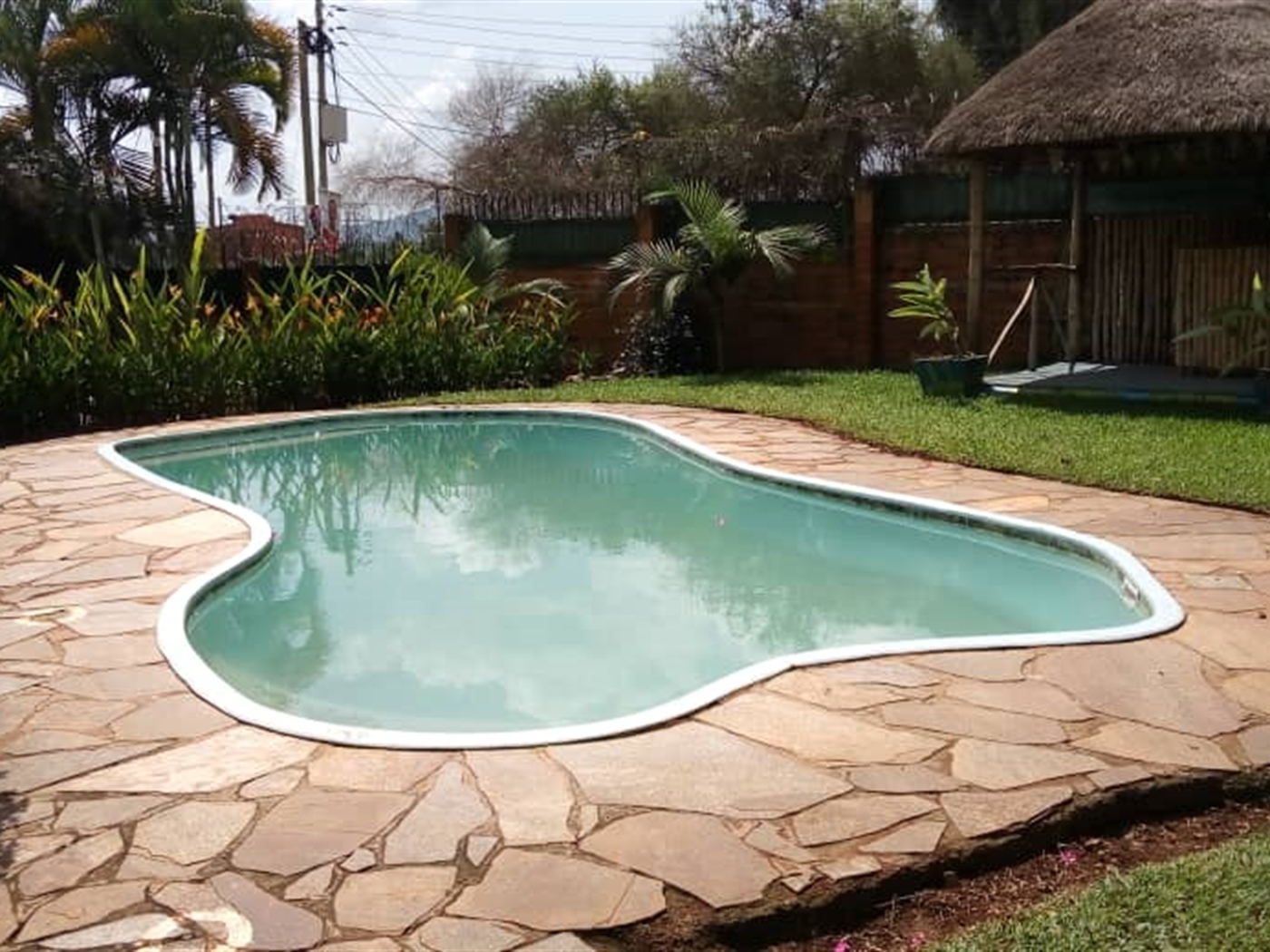 Bungalow for rent in Naguru Kampala