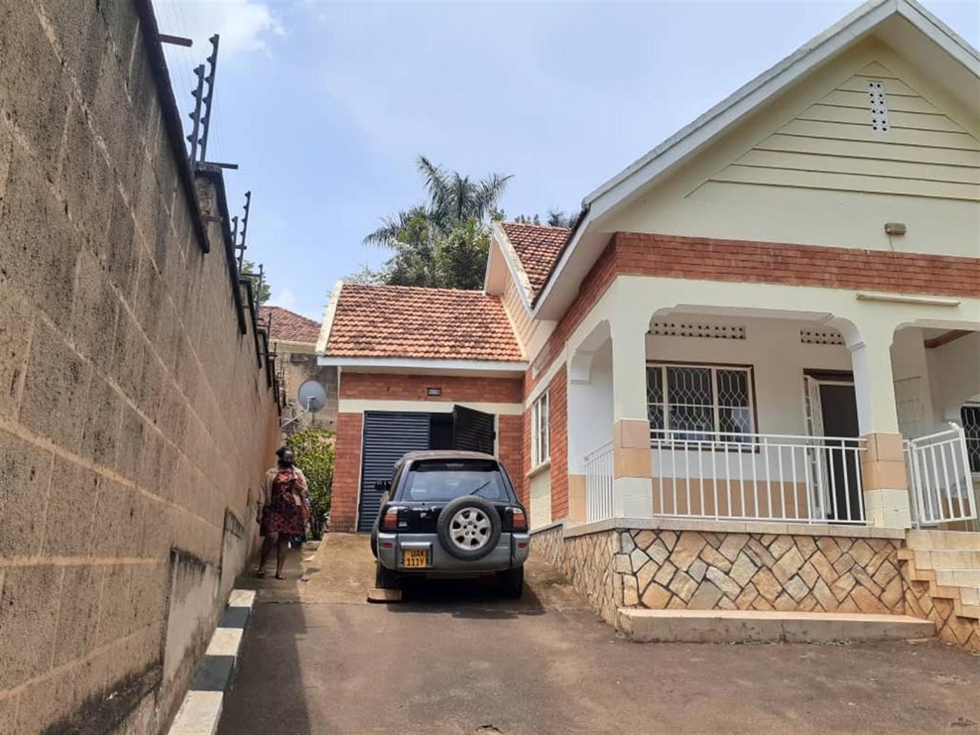 Bungalow for rent in Naguru Kampala