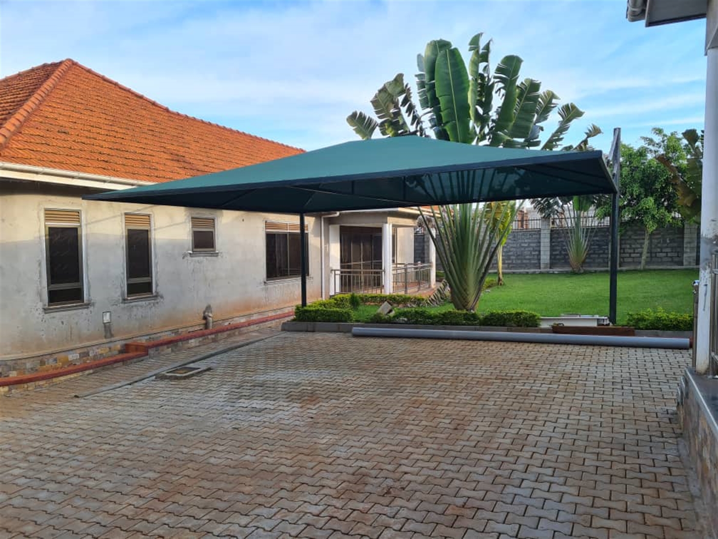 Bungalow for sale in Garuga Wakiso