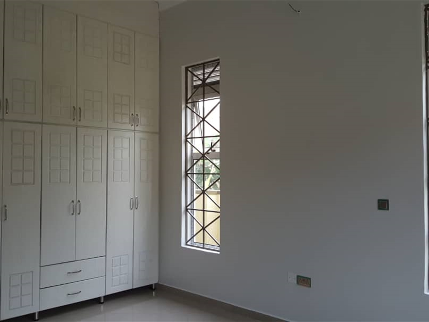 Bungalow for sale in Kitende Wakiso