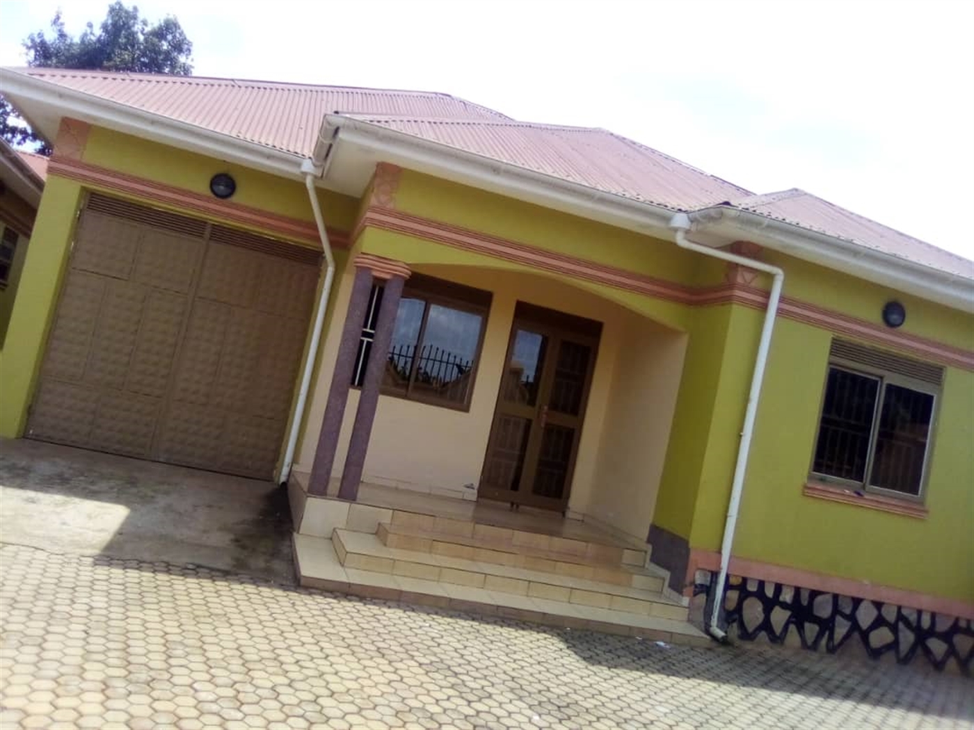 Bungalow for sale in Seeta Mukono