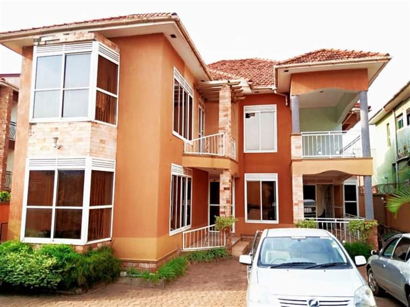 Storeyed house for sale in Najjera Wakiso