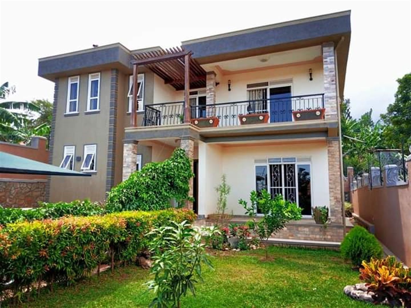 Storeyed house for sale in Kyaliwajjala Kampala