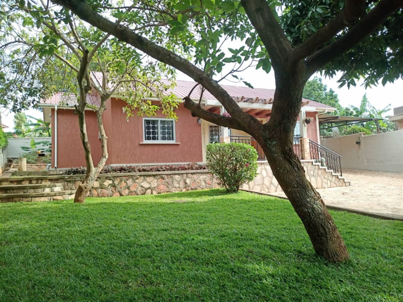 Bungalow for sale in Kisaasi Kampala