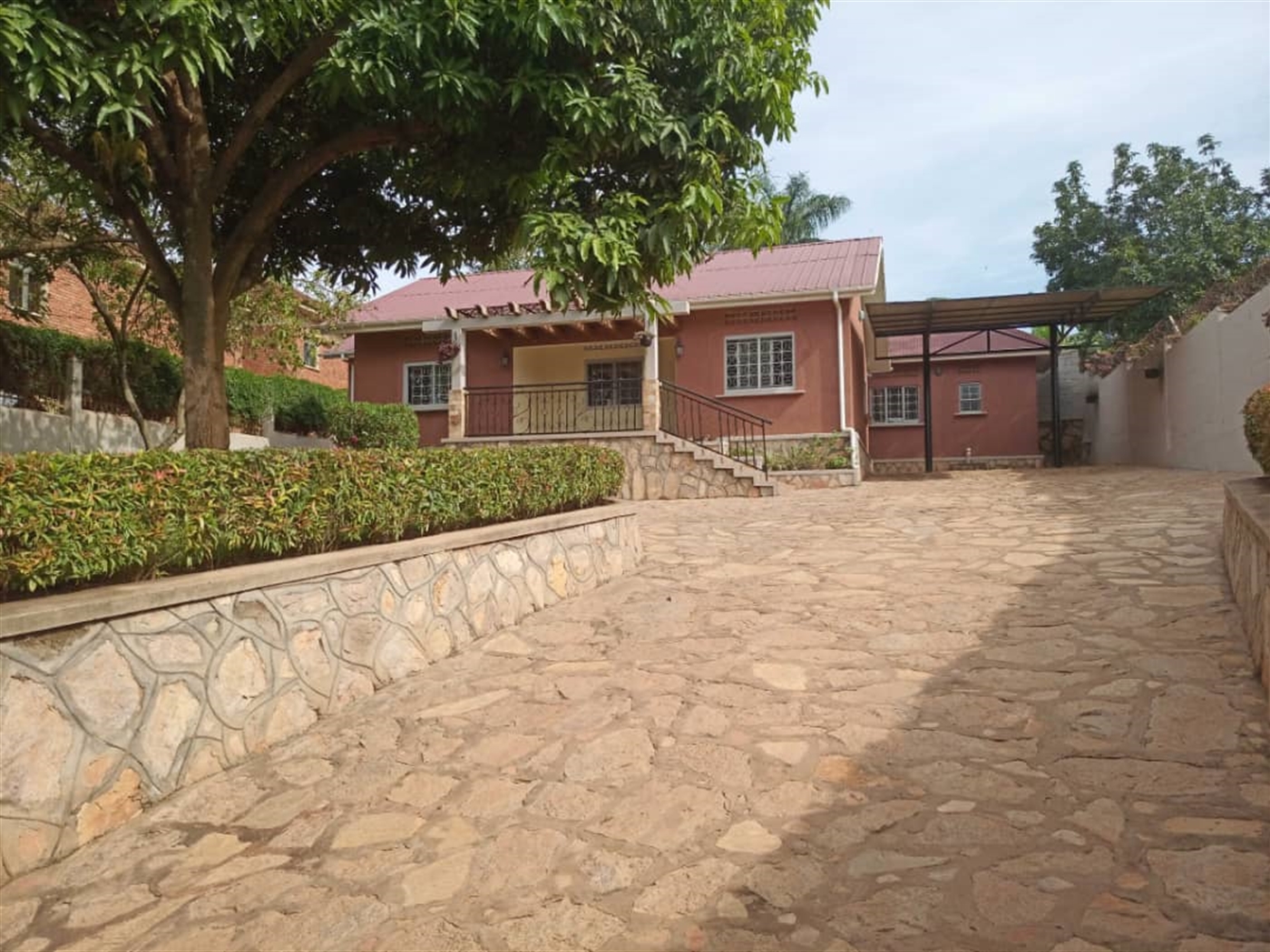 Bungalow for sale in Kisaasi Kampala