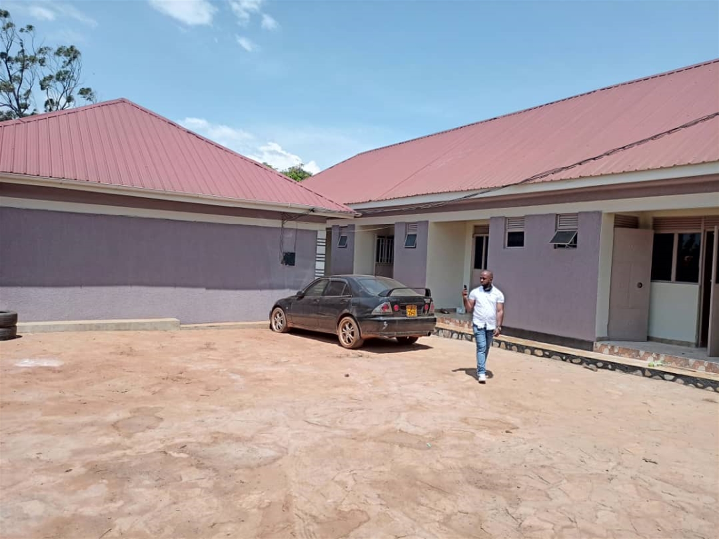 Storeyed house for sale in Kajjansi Wakiso