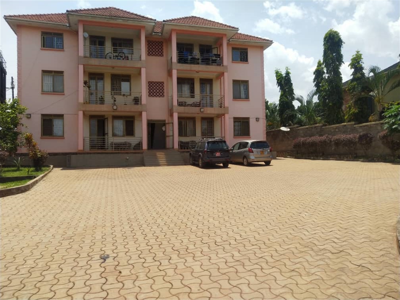 Apartment for sale in Kiwaatule Kampala