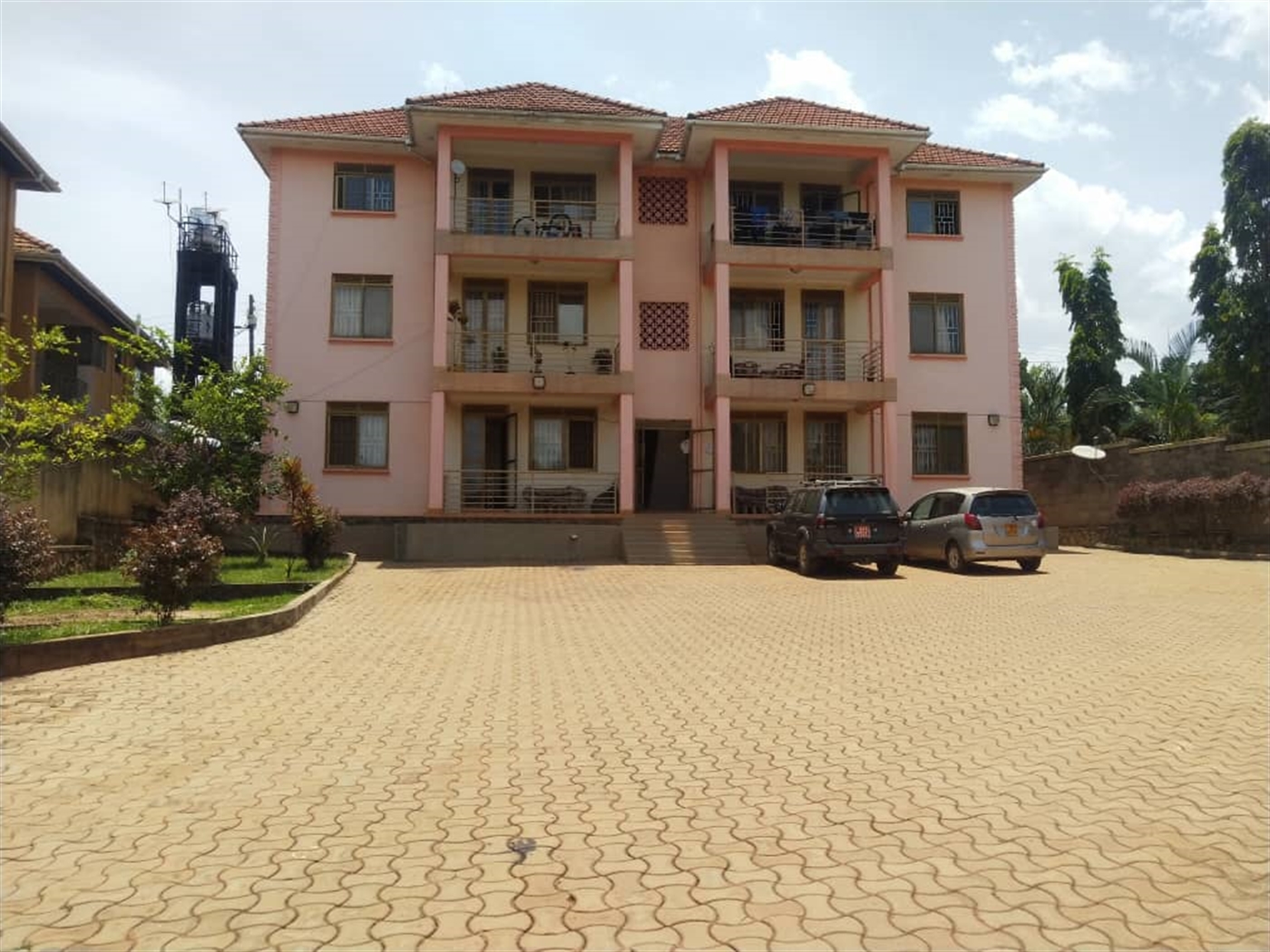 Apartment for sale in Kiwaatule Kampala