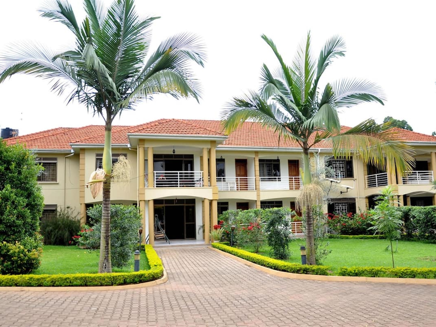 Hotel for sale in Bugoloobi Kampala