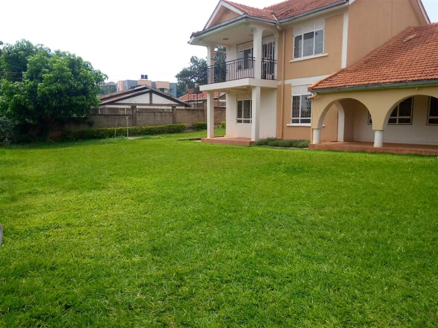 Storeyed house for sale in Ntinda Kampala