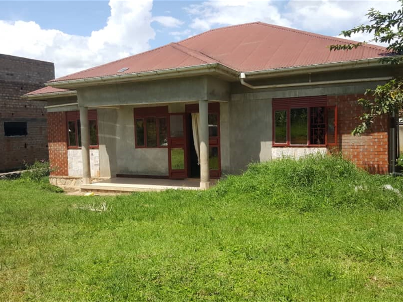 Bungalow for sale in Manyangwa Wakiso