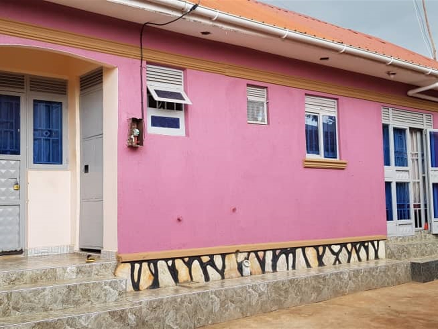 Bungalow for sale in Bwebajja Wakiso