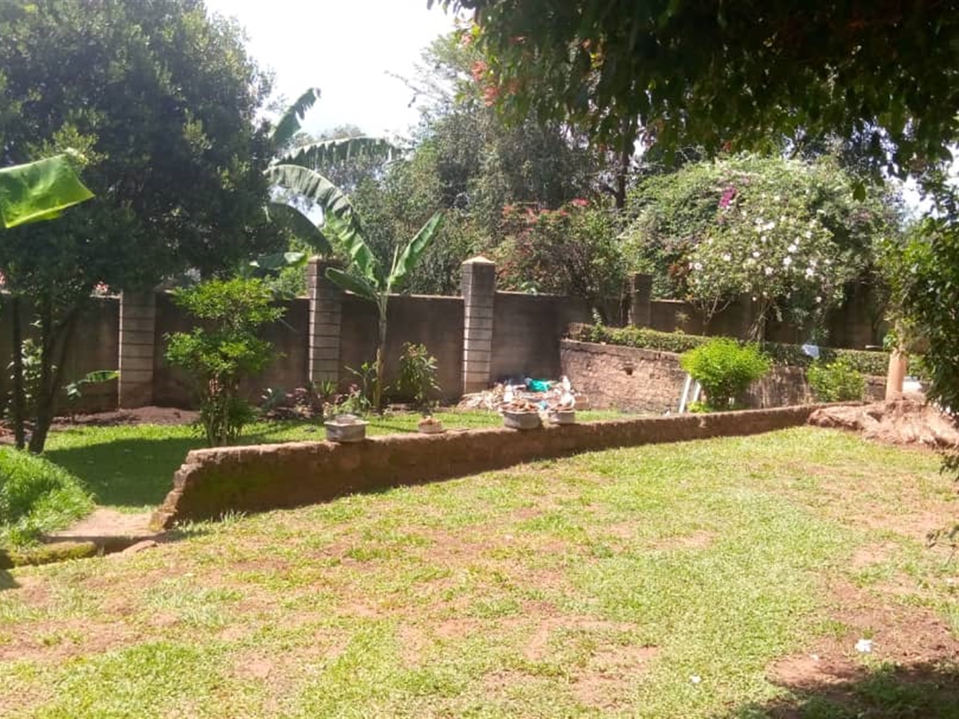 Shell House for sale in Kiwaatule Kampala