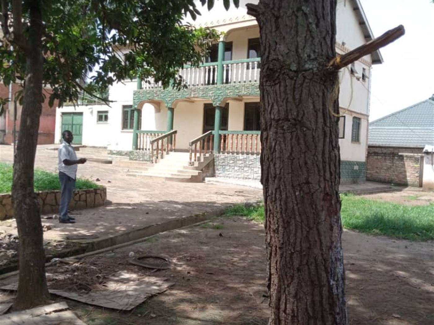 Storeyed house for sale in Seguku Wakiso