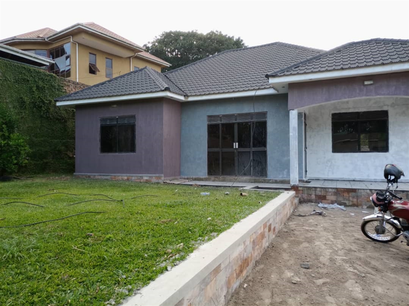 Bungalow for sale in Mutundwe Kampala