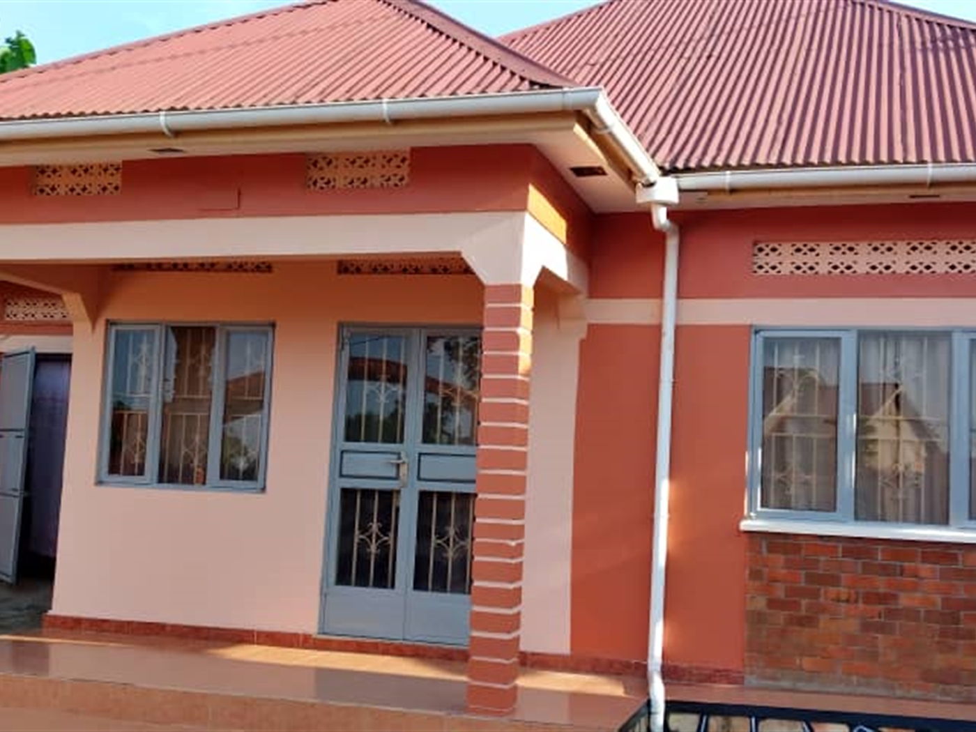 Bungalow for sale in Mukonocenter Mukono