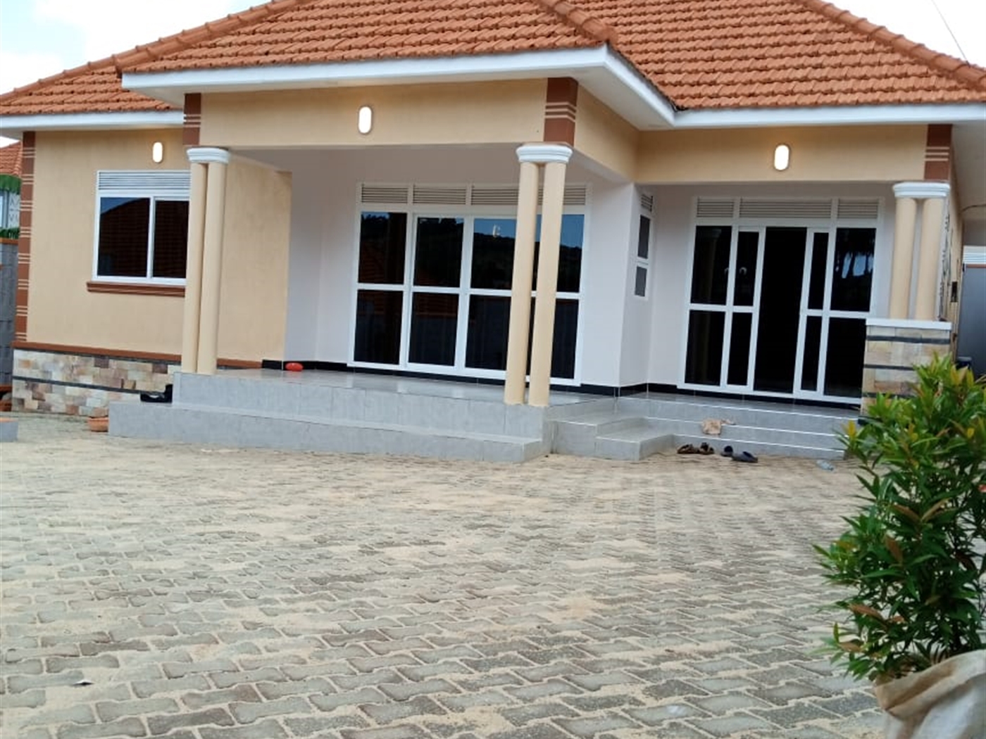 Bungalow for sale in Akright Wakiso