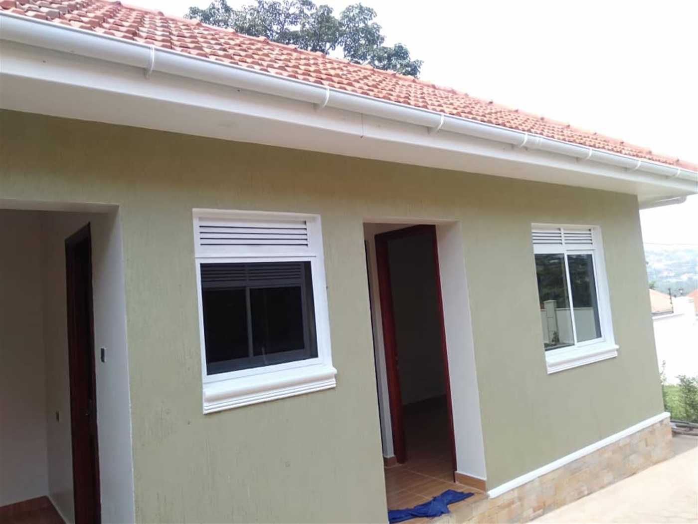 Bungalow for sale in Kitende Wakiso