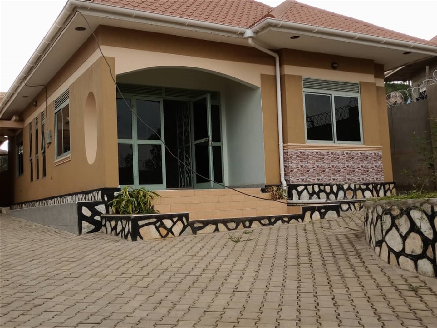 Bungalow for sale in Impelerwe Kampala